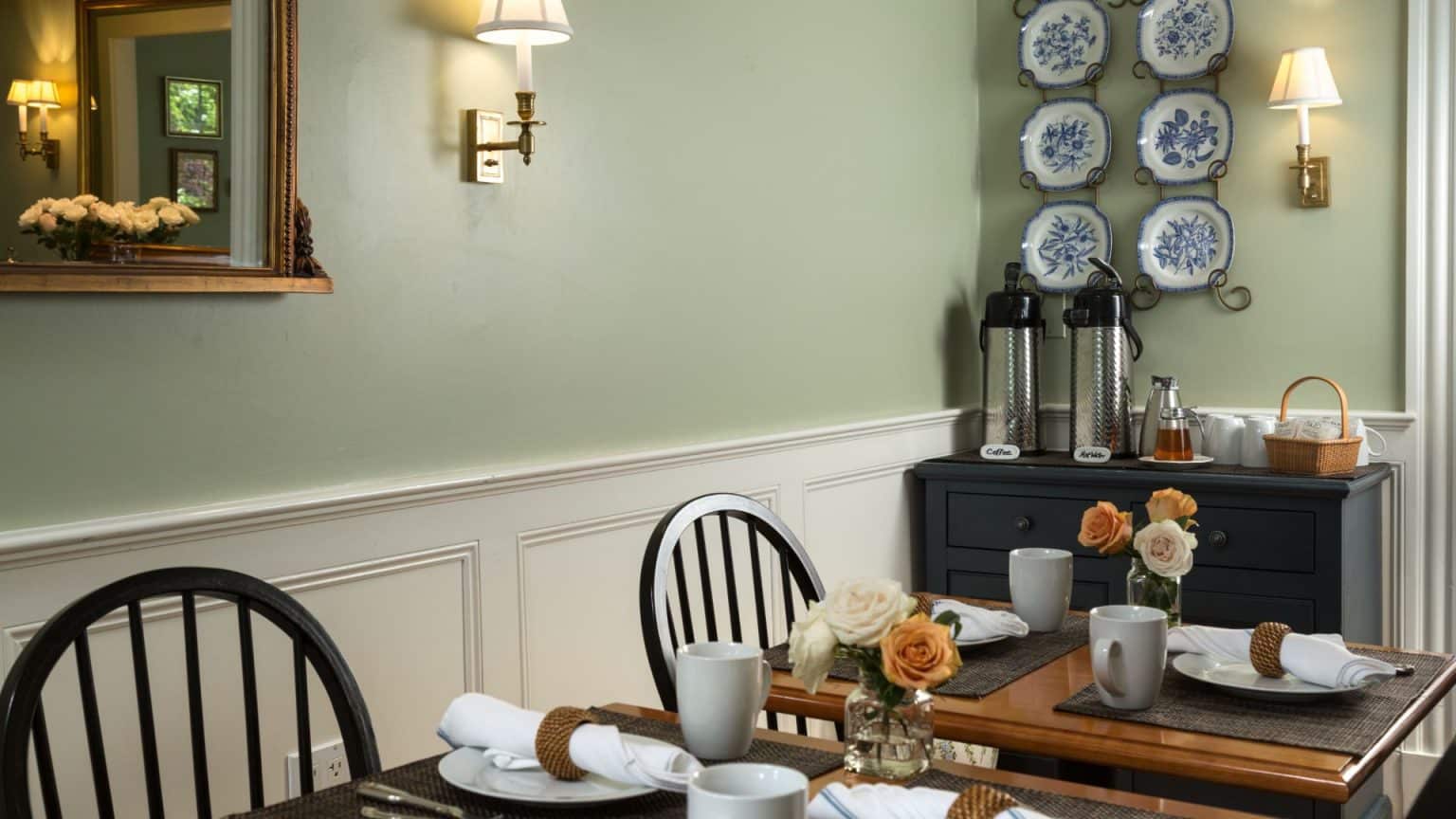 Brass Lantern Breakfast Menu | Nantucket Inn